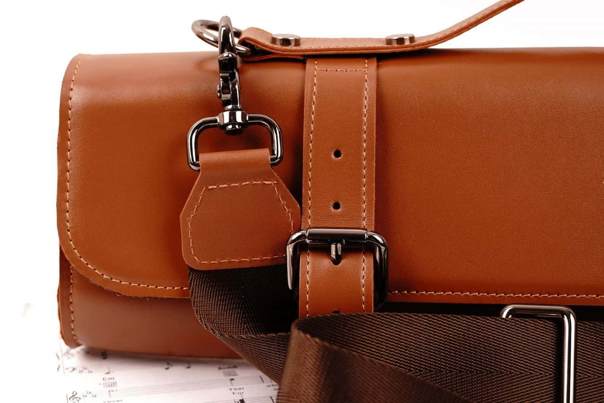 MG Leatherwork- Classic style, Detroit Leather, Rosa